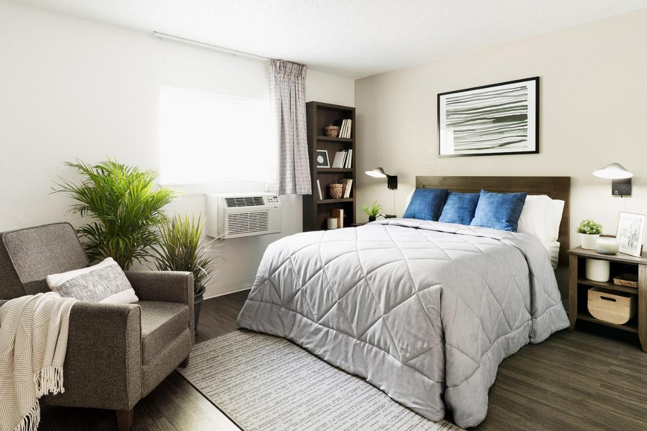 Intown Suites Extended Stay Chicago Il - Elk Grove O'Hare Елк Гроув Вилидж Екстериор снимка